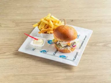 Istanbul By Night // Restaurant turc &ndash; Kebab, Tacos, Burgers, Sandwichs en livraison sur Denain